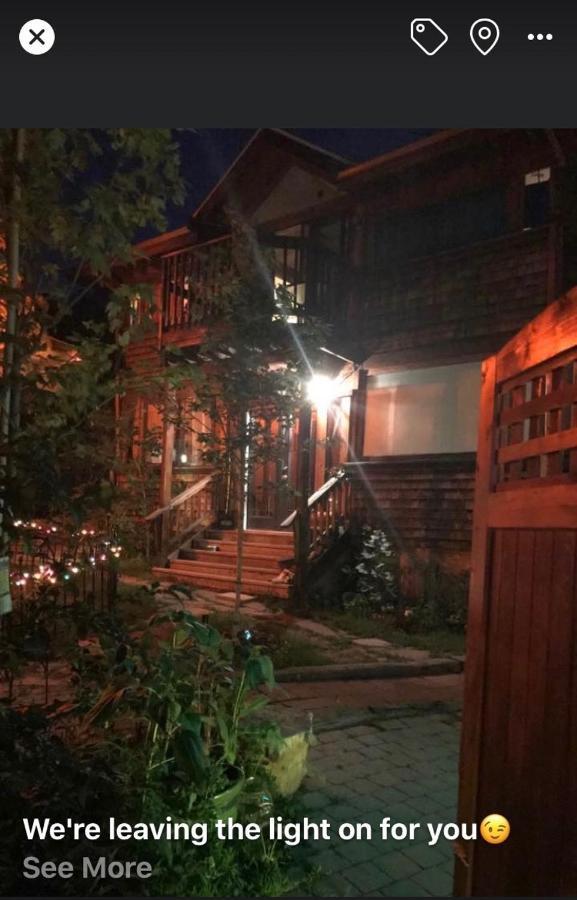Mystic Portal 420 Guesthouse โคโลราโดสปริงส์ ภายนอก รูปภาพ