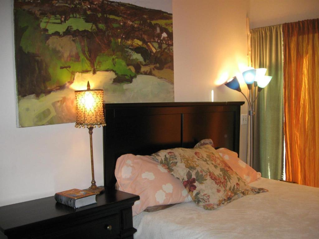 Mystic Portal 420 Guesthouse โคโลราโดสปริงส์ ห้อง รูปภาพ