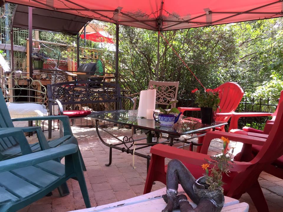Mystic Portal 420 Guesthouse โคโลราโดสปริงส์ ภายนอก รูปภาพ